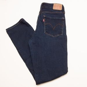 Levi's Classic Straight Women's Jeans